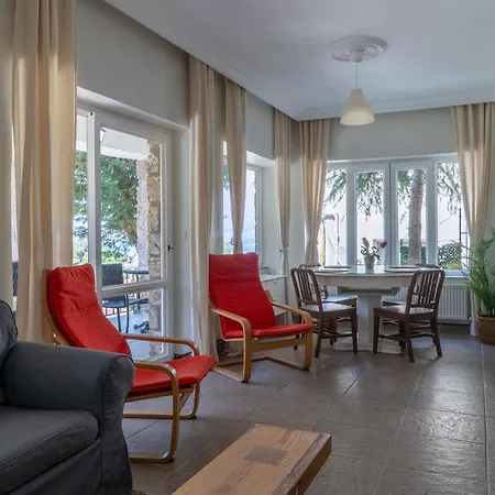 Aparthotel Bueyuekada